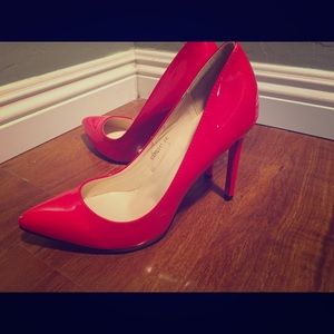 CAMSSOO Pointed toe red high heels